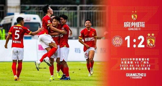 唐四海忙道：老爷，现在让辰少爷回归叶家可能还不那么容易，毕竟辰少爷在金陵还有一个老婆，而且他的人脉、事业基本都在金陵，这件事我个人觉得，最好还是从长计议。